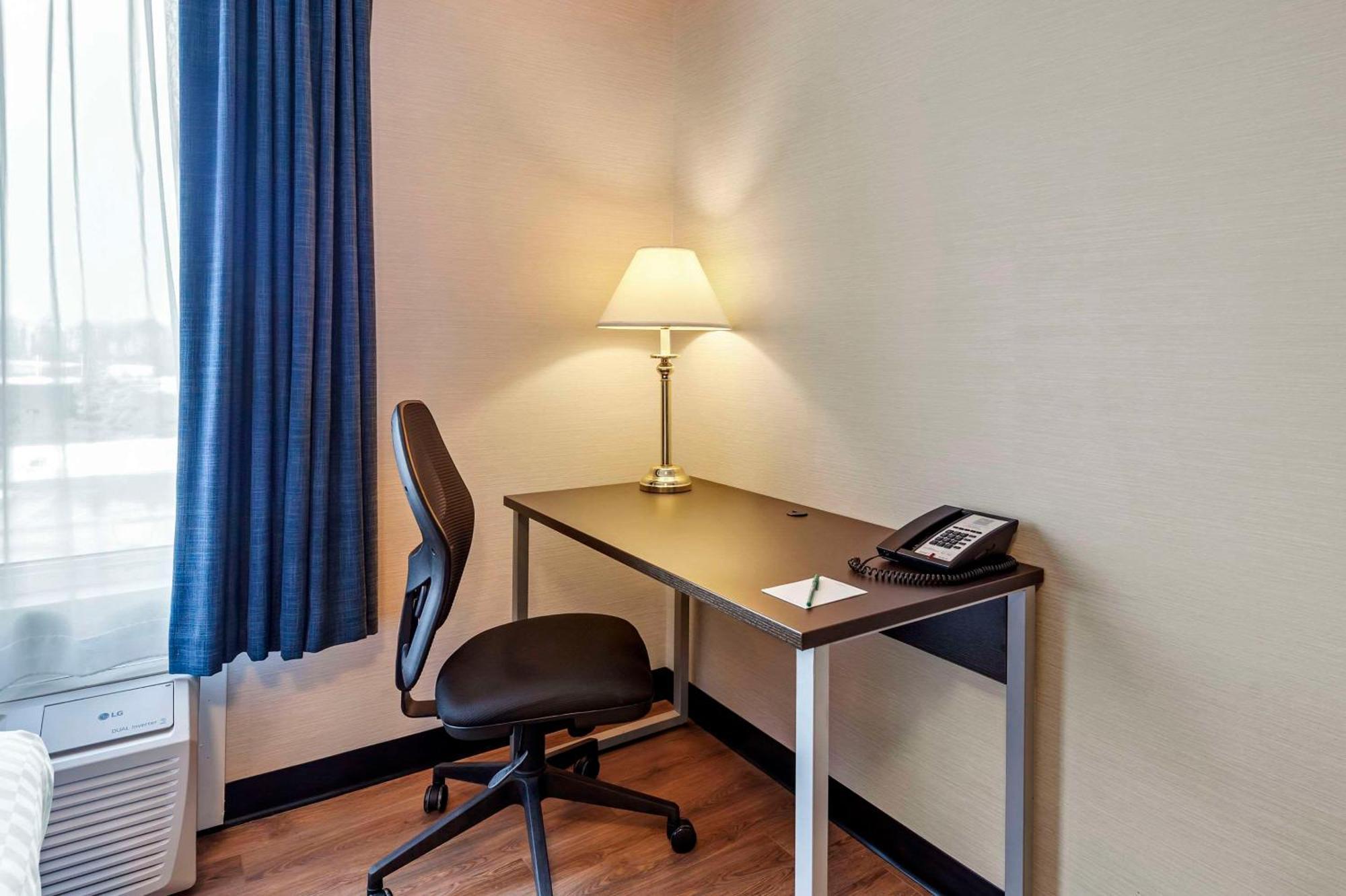 Quality Inn Ottawa Exterior foto
